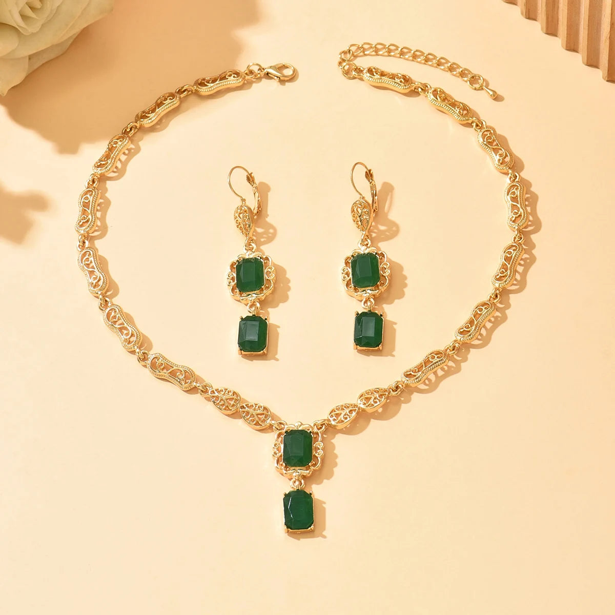 ARABIC NECKLACE
