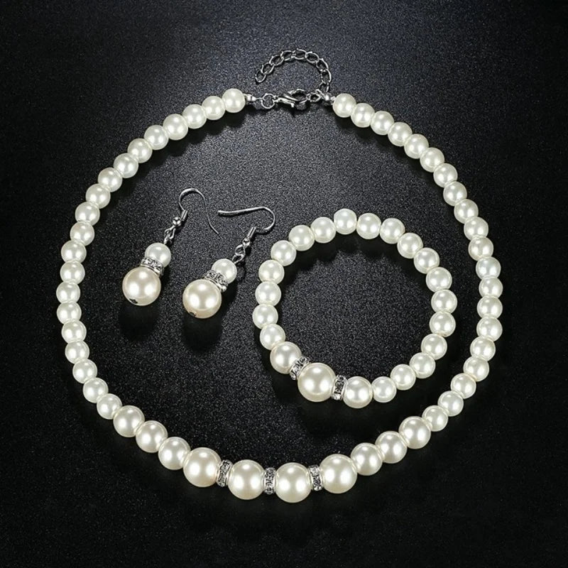 CRYSTAL NECKLACE