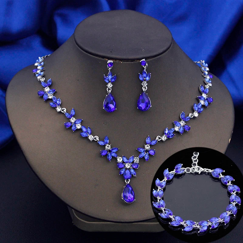 CENMON NECKLACE