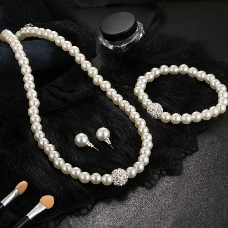 CRYSTAL NECKLACE