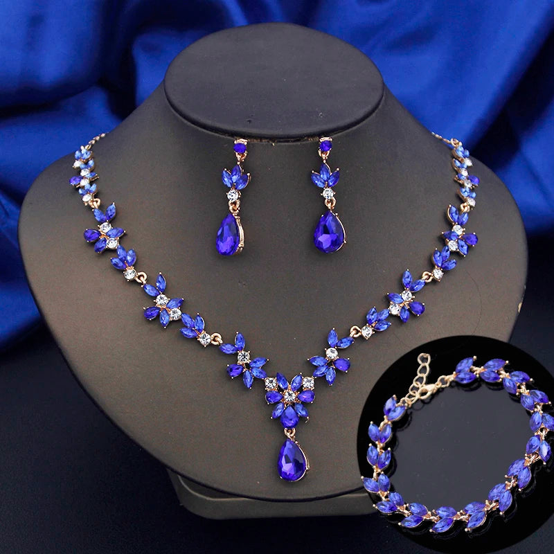 CENMON NECKLACE