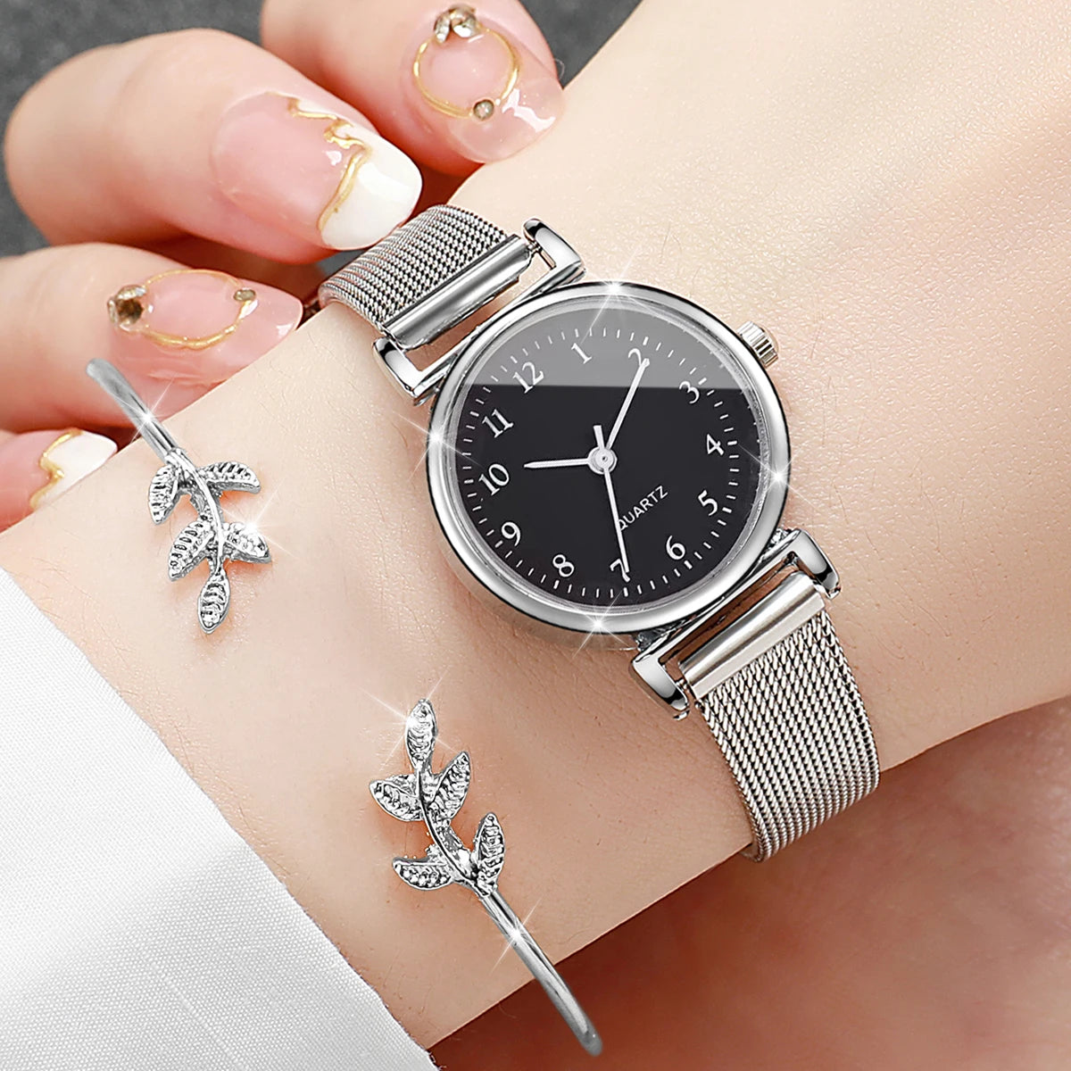 2PCS Watch And Bracelet